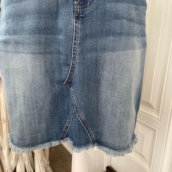 Rocks & Indigo Frayed Hem Skirt - Picture 6 of 6
